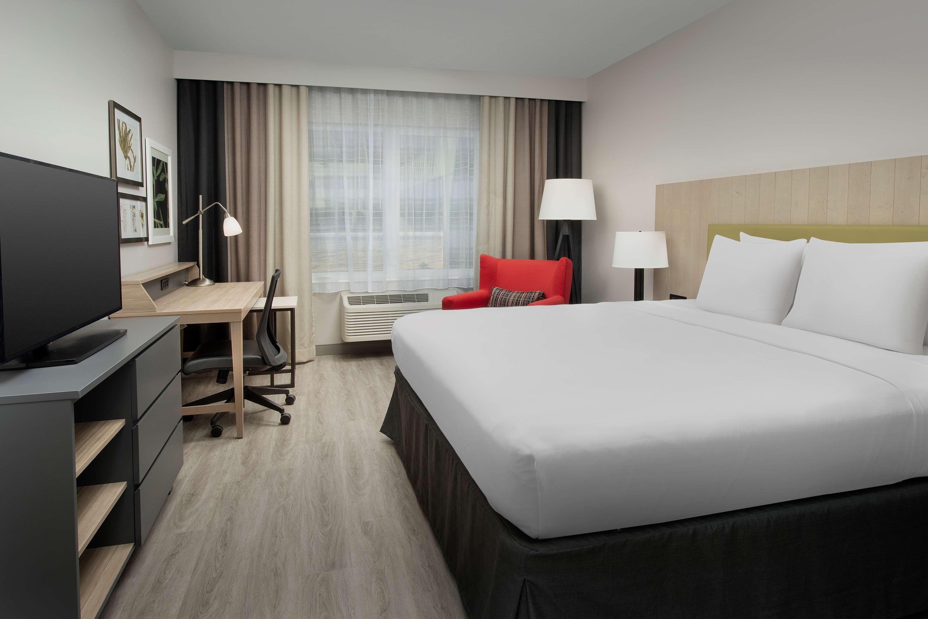 Country & By Radisson, Seattle-tacoma International Airport, Wa