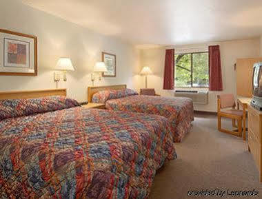 Hotel Country & By Radisson, Seattle-tacoma International Airport, Wa 3*
